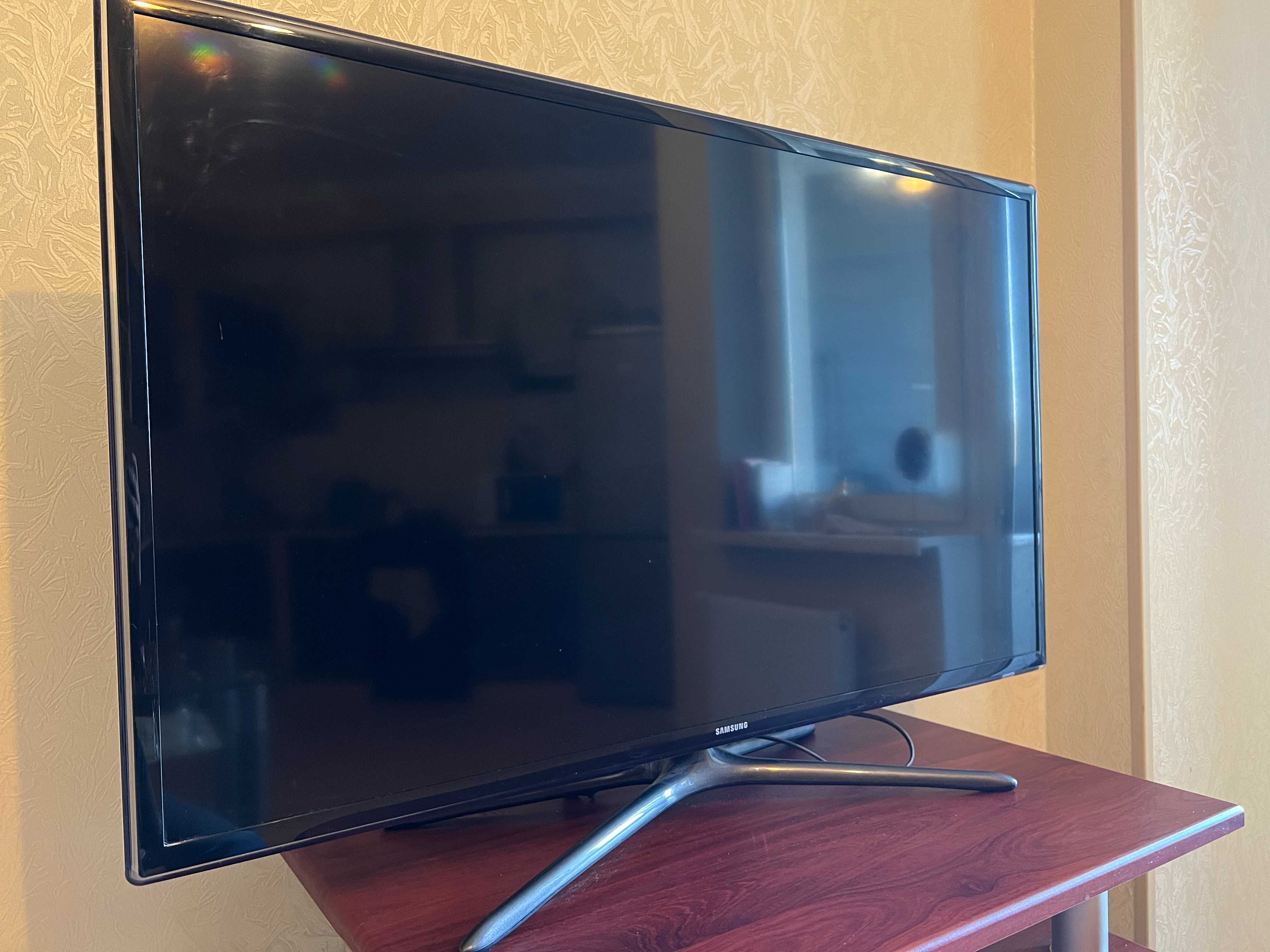 Продам Телевизор Samsung LED TV серии 6 UE-40F6330