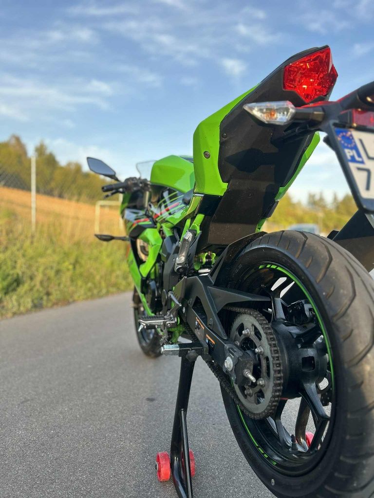 Kawasaki ninja 125  2024 kat.B A1