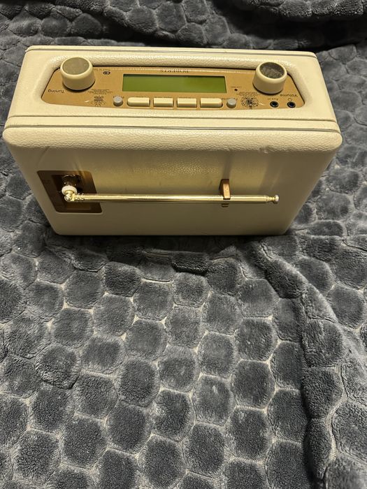 Радіо приймач roberts