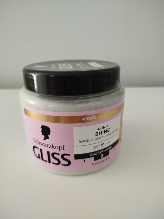 Schwarzkopf Gliss Liquid Silk maska do wzmocnienia włosów i połysku