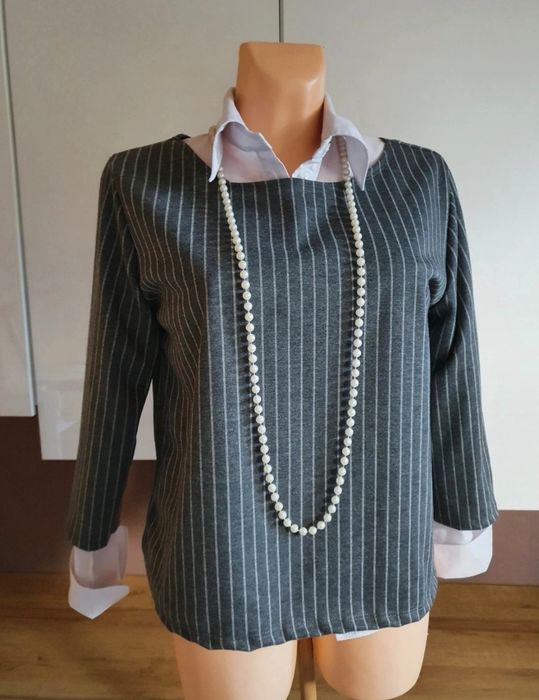 Elegancka ,prosta bluzka,rękawy 7/8