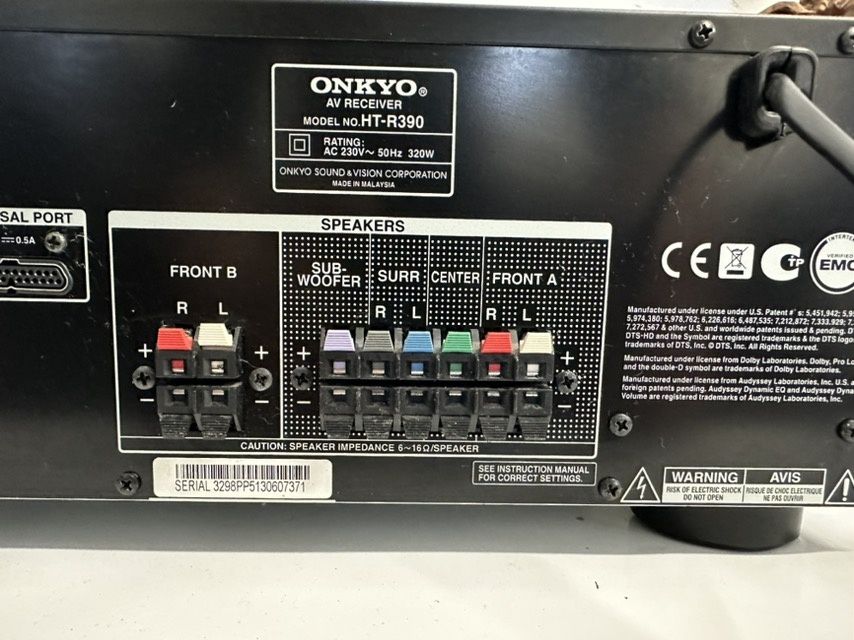 7.1 AVR Amplituner Onkyo HT-R 390, 110 Wat, HDMI 3D
