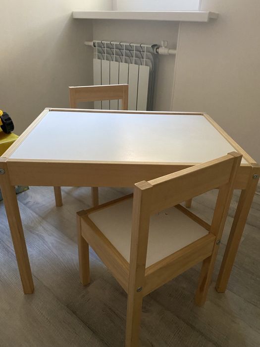 Дитячий стіл зі стільцями IKEA LÄTT