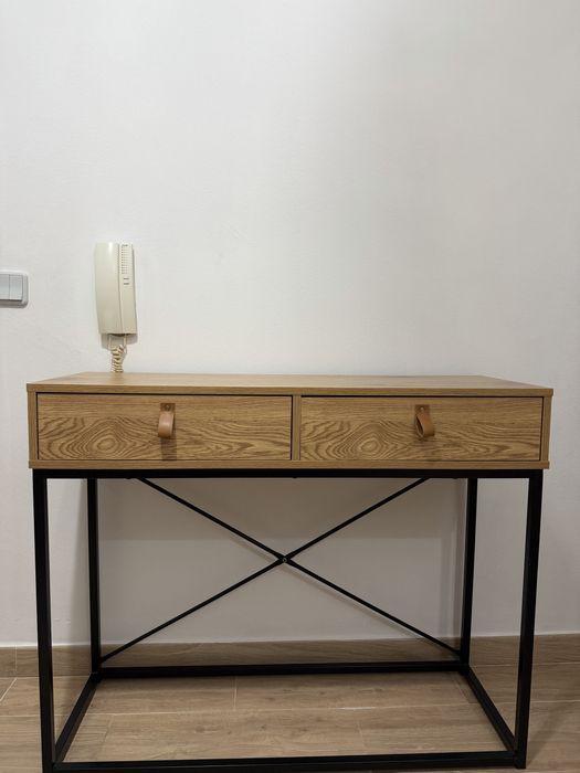 Consola de entrada em carvalho