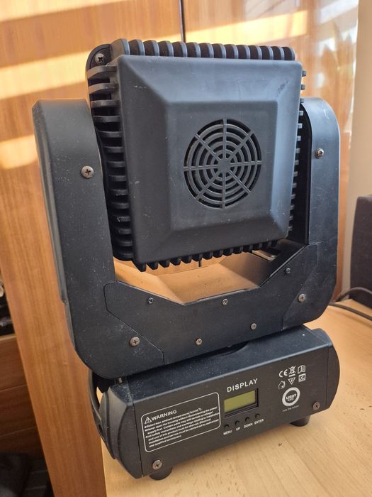 Ruchoma głowa Light4me matrix 9x10W