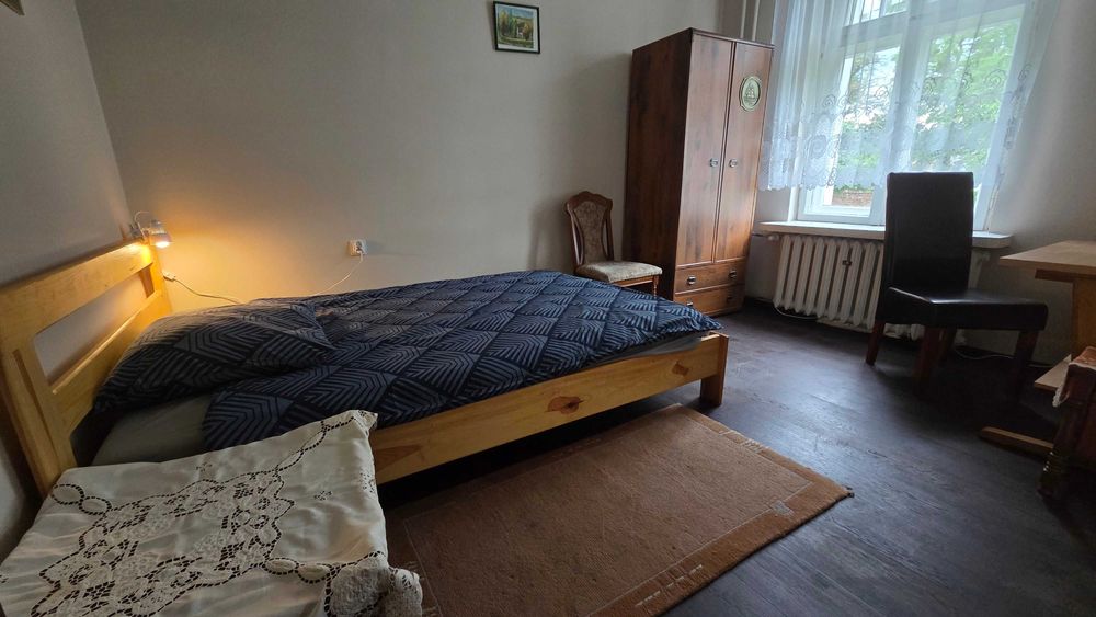 Dworek Gulczewko – pokoje i apartamenty pracownicze blisko Wrześni