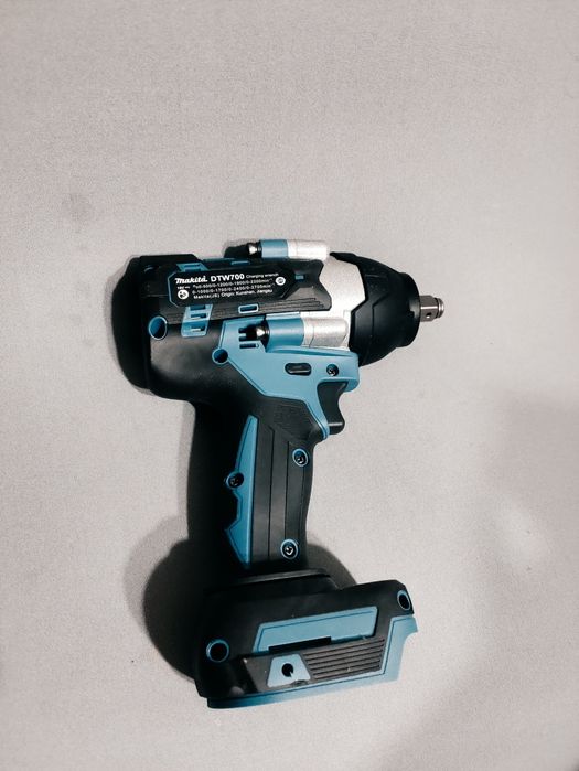 Klucz udarowy Makita DTW 700