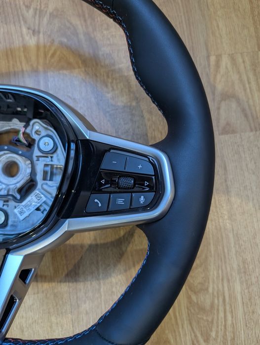 М руль рестайлинг BMW 4 I4 G26 LCI