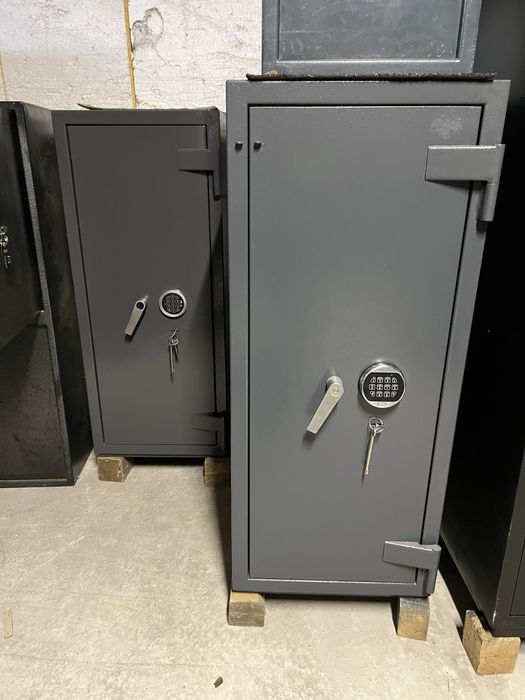 Вогнетривкий надійний  сейф Гріфон для цінностей