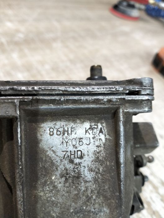 Карбюратор Ford моноінжектор