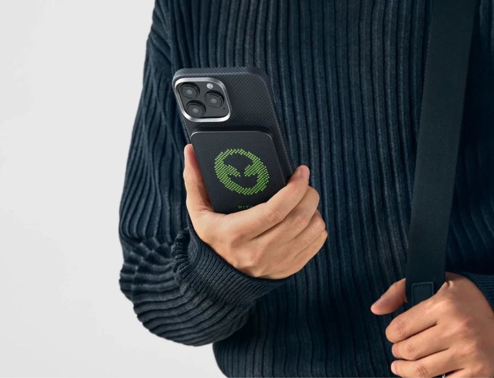 Повербанк Pitaka Aramid Fiber Magnetic Power Bank 5000mAh 15 Вт Alien