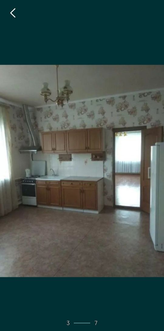 Продам будинок з ділянкою в передмісті. На дві сім'ї!!!