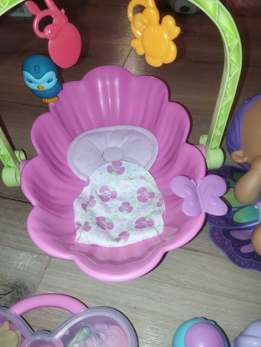 Lalka Motyl Pije Siusia