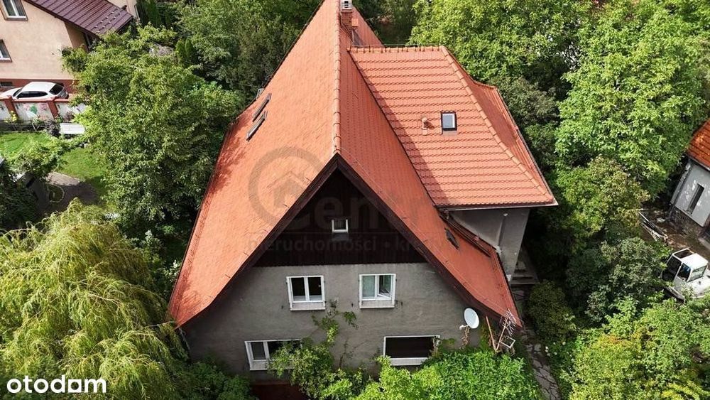 Do sprzedania willa położona na dużej działce