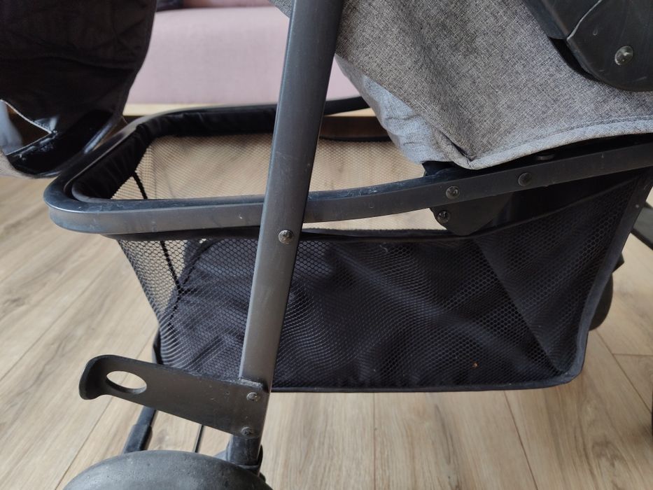 Lekka, szara spacerówka 4baby Moody