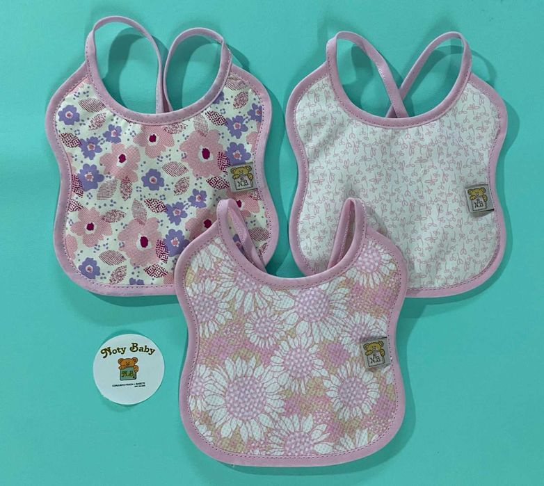 Conjuntos de  3  lindos babetes para bebé
