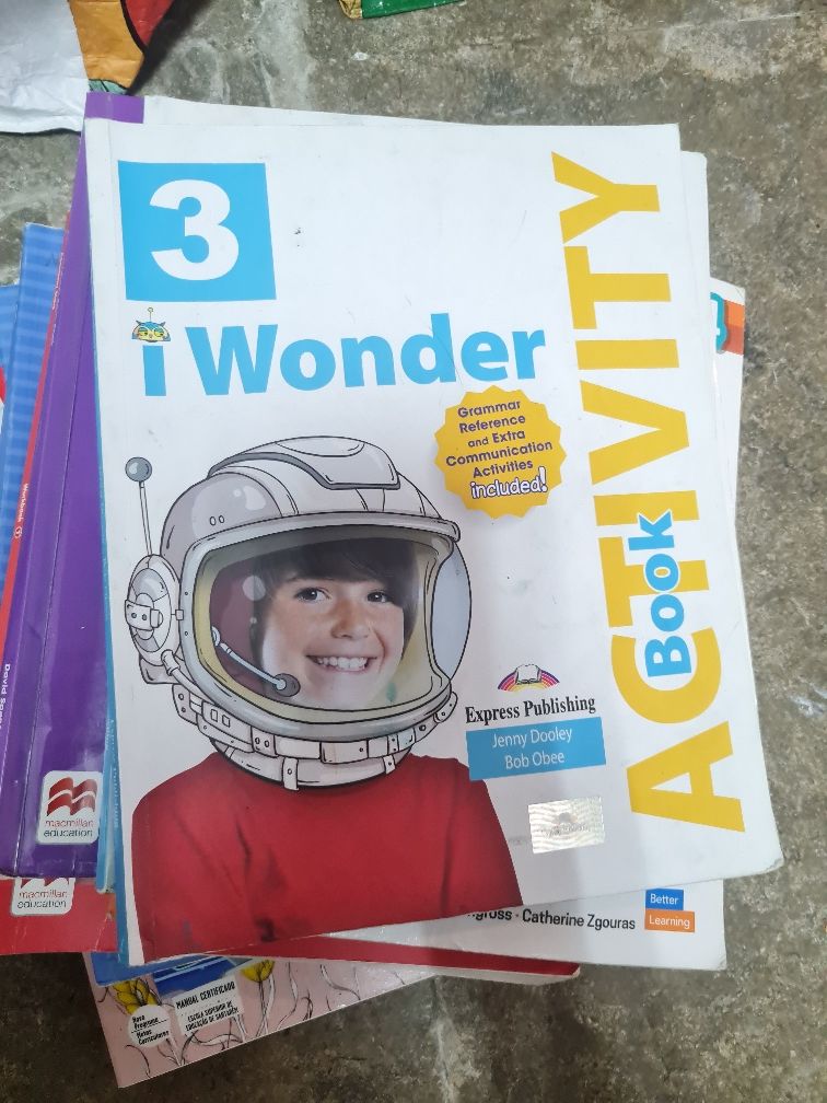 Vendo livros escolares