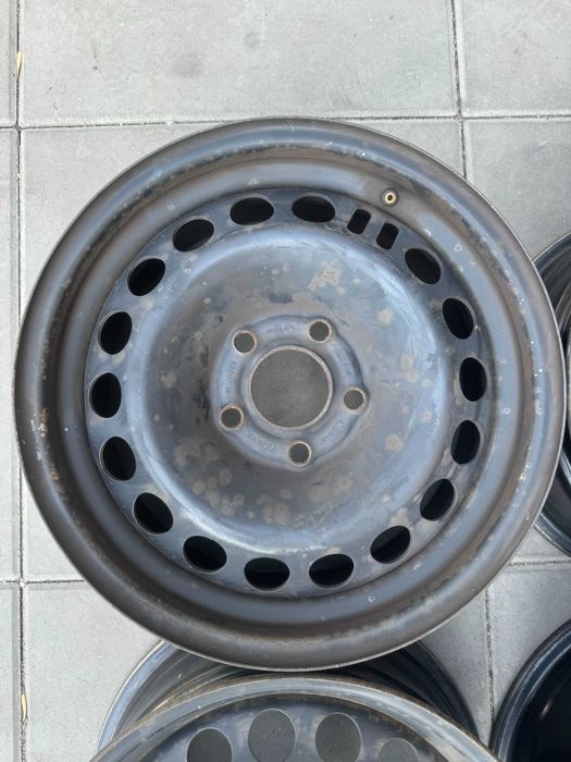 Felgi stalowe 6.5Jx15H2 ET35 5x110 z czujnikami TPMS Opel Astra Zafira