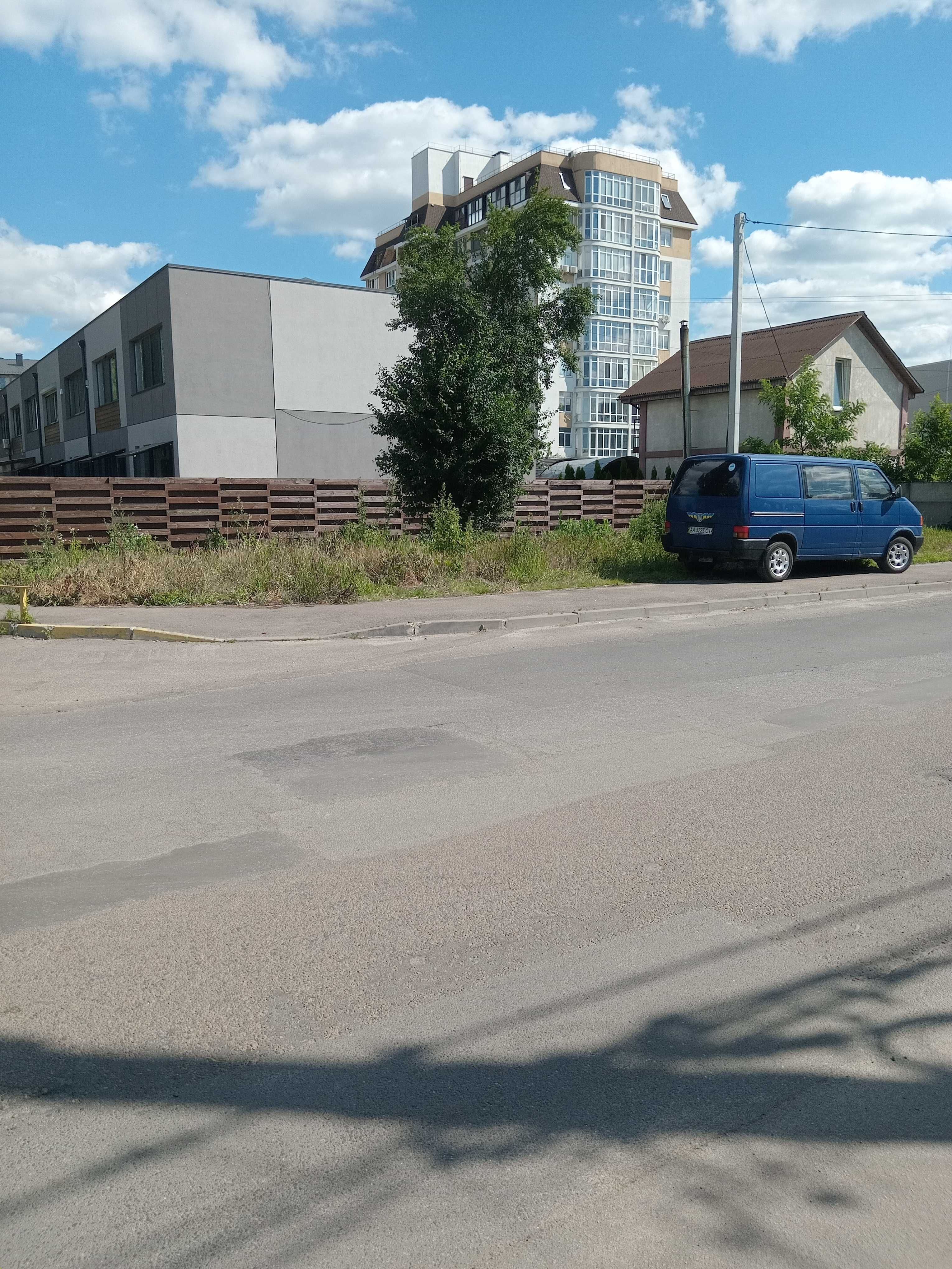 Продам будинок - таун у місті Києві, супер бюджетний! 194 м2