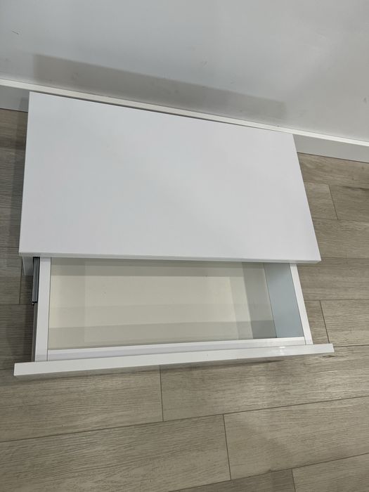 Szafka szyflada wisząca lakierowany front