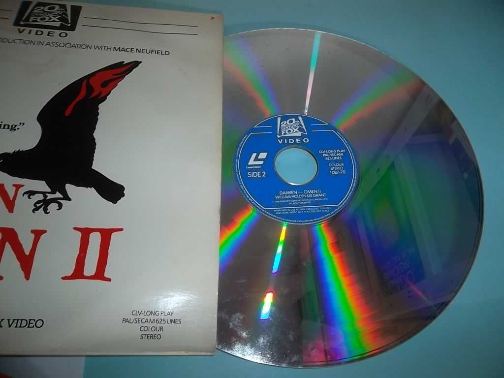 LASER DISC - DAMIEN THE OMEN II