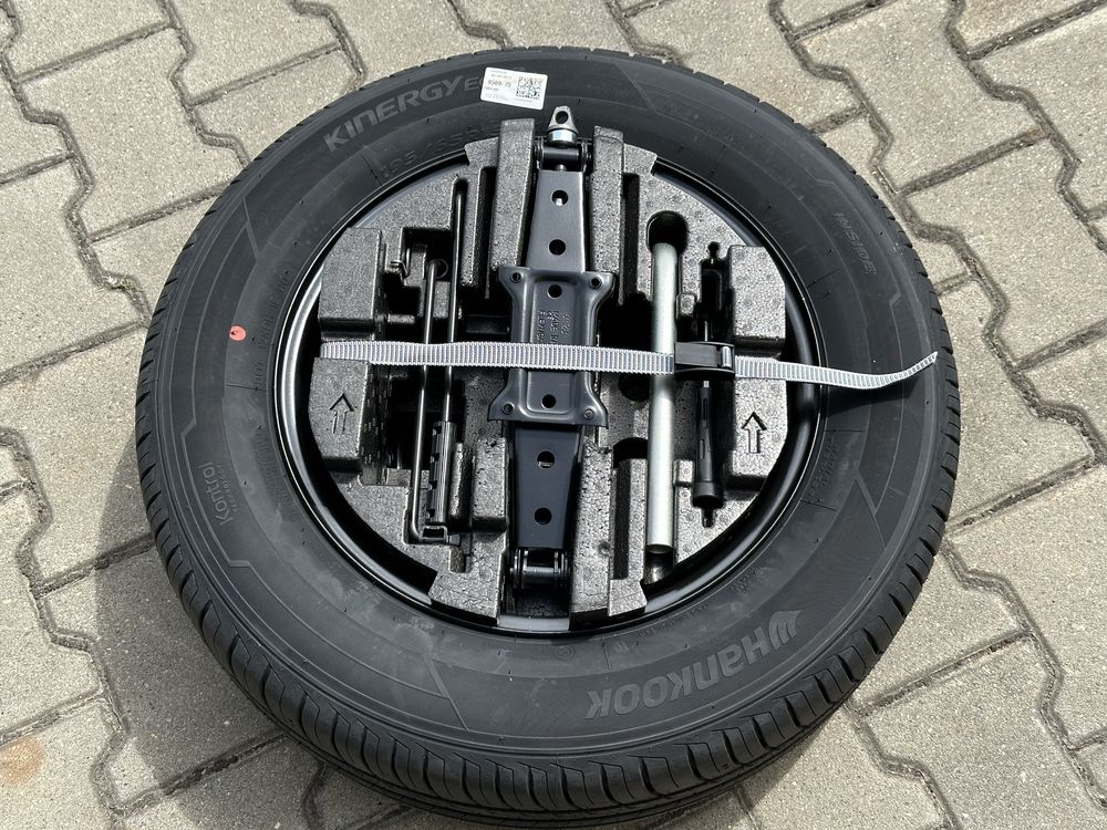 Nowe koło zapasowe z kluczami podnośnik oryg Skoda Scala VW 195/65/15