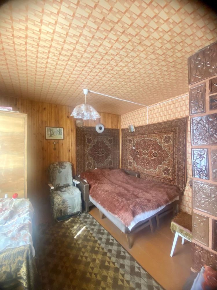Продається 2-поверховий цегляний будинок у Кам’яній Горі