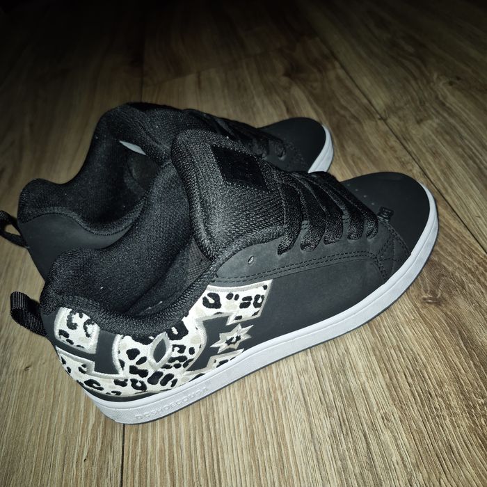 Buty DC 37 dwa razy ubrane