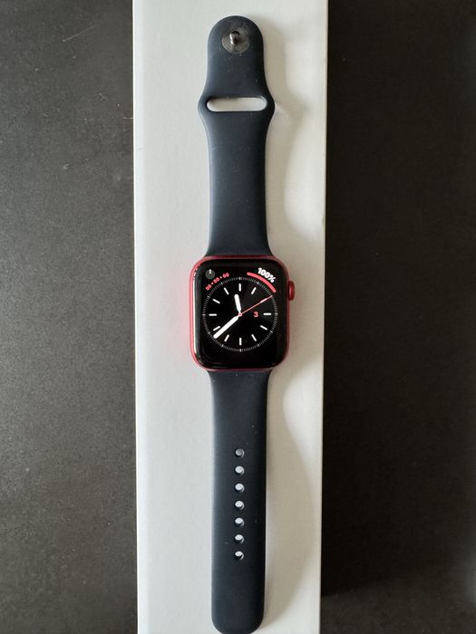 Apple watch series 6 44mm Red GPS + paski