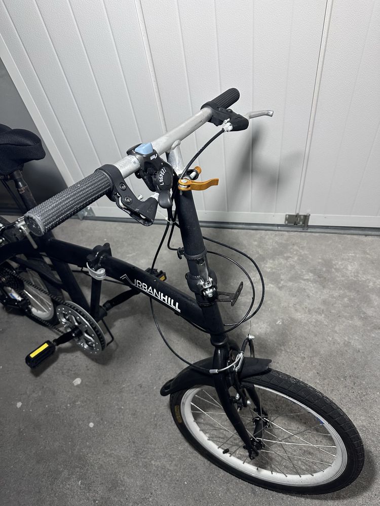 Bicicleta dobravel de adulto. Muito pratica e funcional na cidade