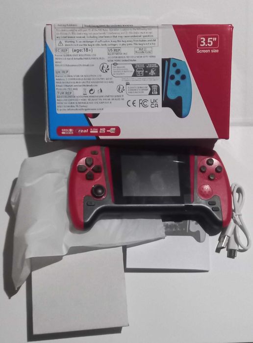 Consola de jogos retrô, adaptada também para televisão (novo).