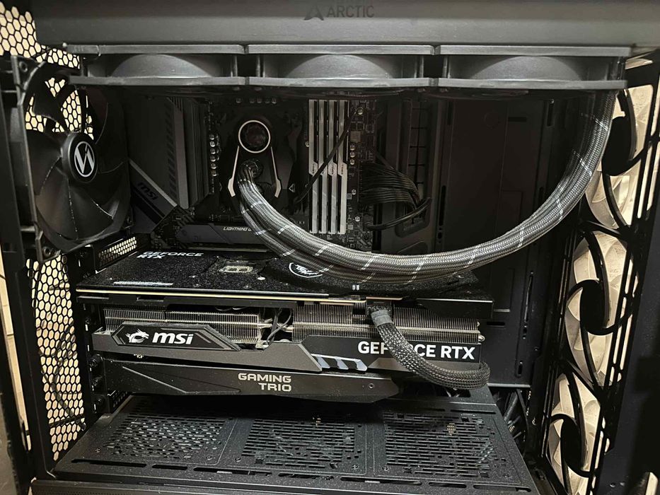 Ryzen 7 5800X3D/MSI x570s Torpedo Max/G.Skill Trident Z Neo 3800 CL14