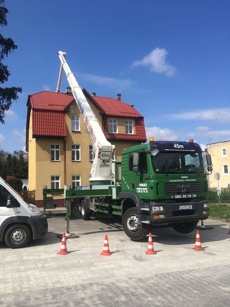 Podnośniki koszowe 45/30m 4x4 -27/22 metry z operatorem.Mycie elewacji