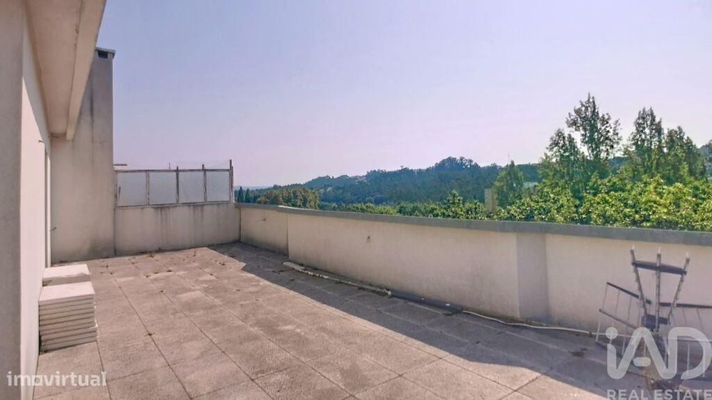 Apartamento T3 em São joão da madeira de 160,00 m2