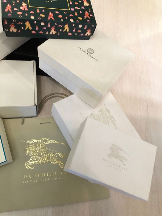 Коробка брендова пакет dolce gabbana armani fendi