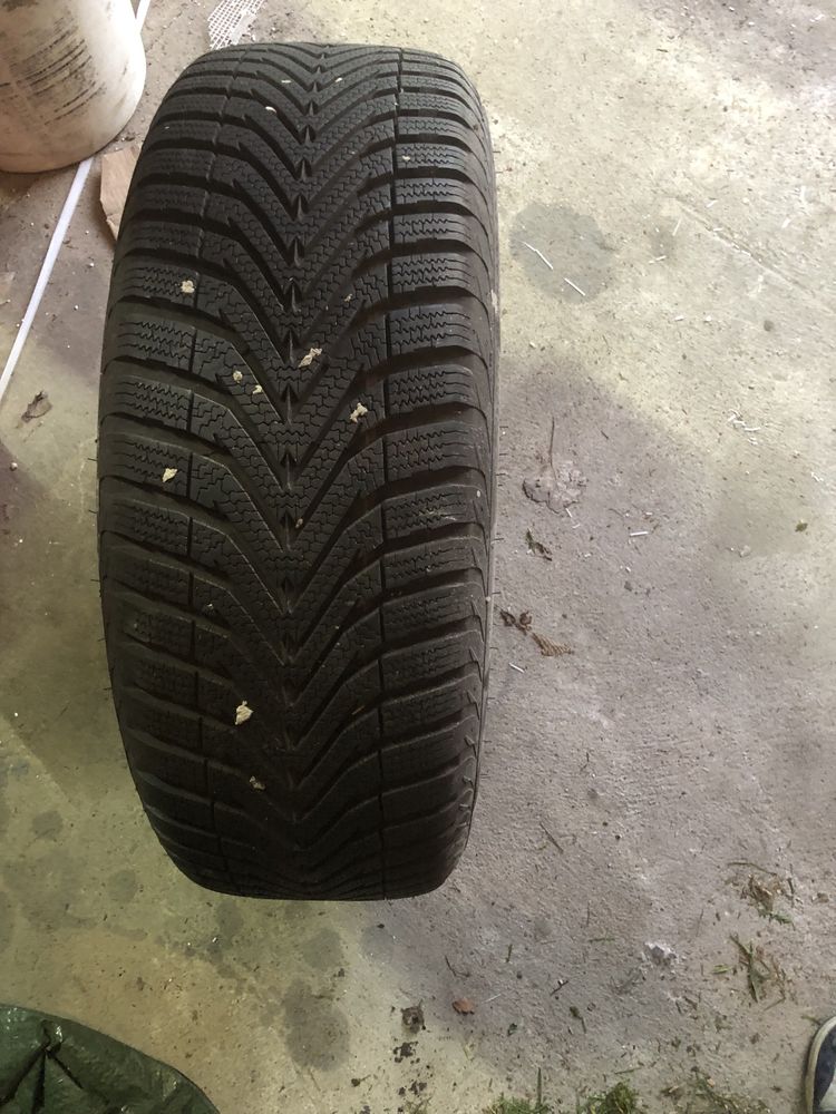 koła stalowe z oponami zimowymi 205/55r16 91H  komplet