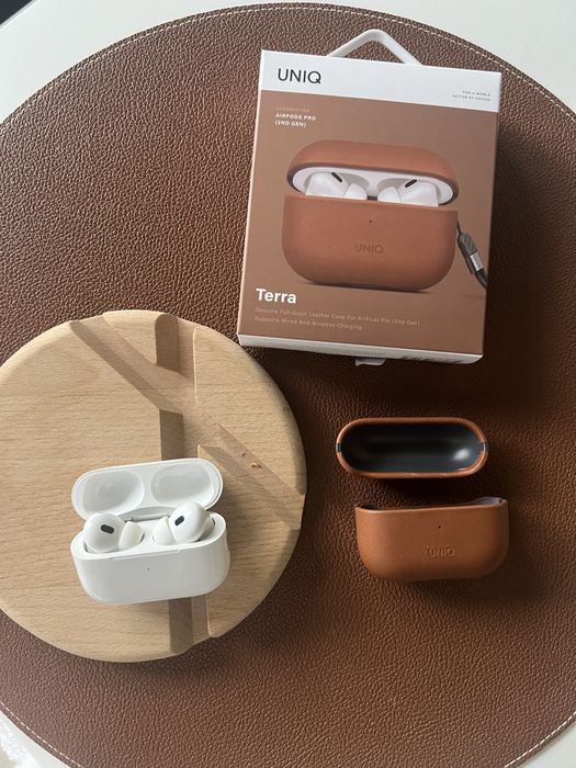 Sluchawki  Apple AirPods Pro 2 gen z etui
