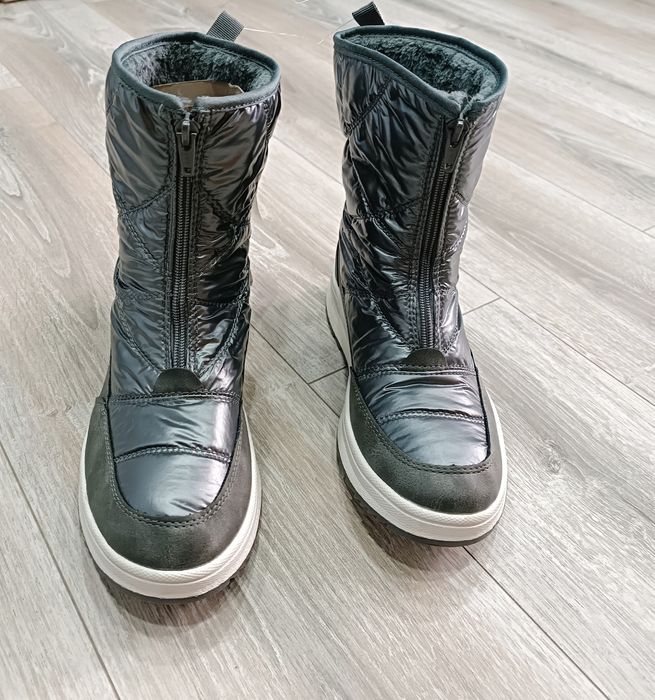 Женские сапоги ботинки дутики Esmara размер  39