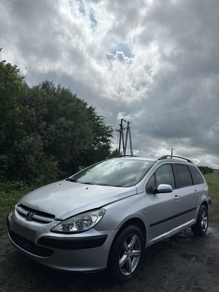 Peugeot 307 sw 2 литра универсал