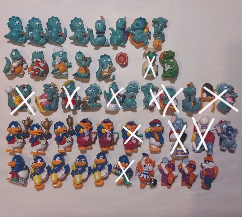 Фігурки Вкладыш іграшки кіндер поштучно вампір ведмідь бегемот