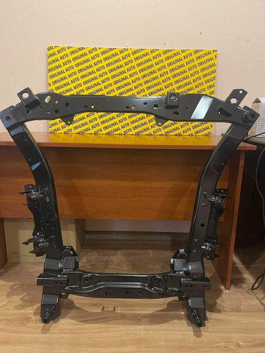 балка передньої підвіски підрамник Renault Duster 2 (2018 -. )