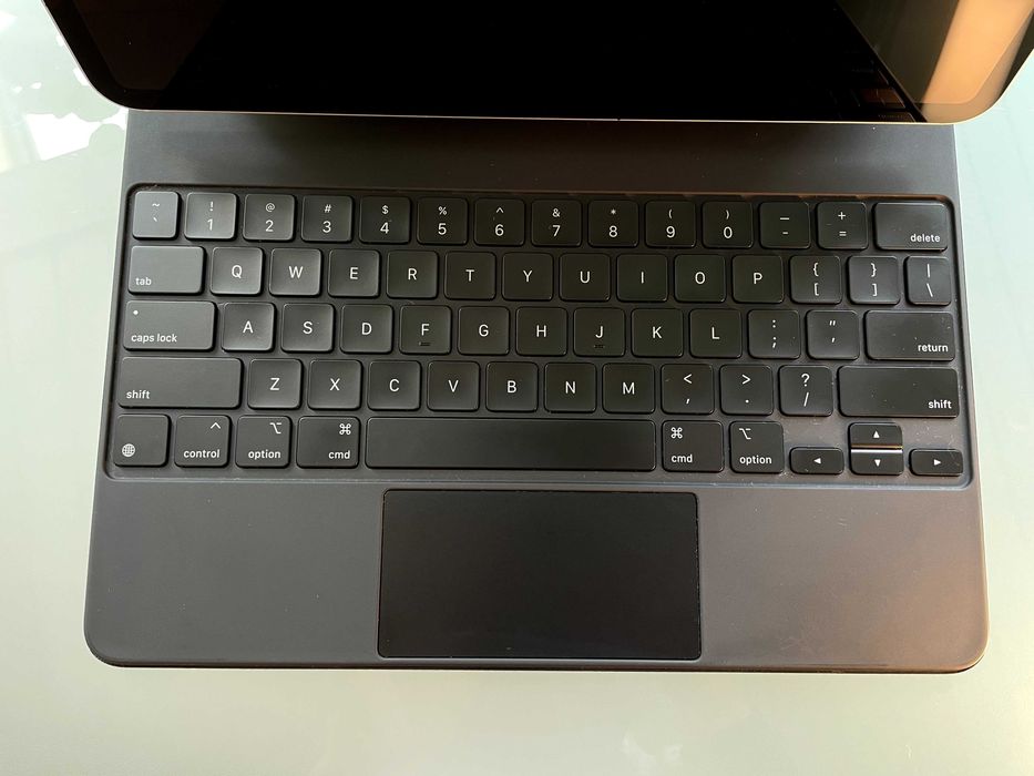 iPad Pro 12.9” 2021 1TB + Magic Keyboard + Apple Pencil