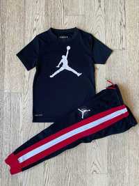 спортивний костюм  Nike Jordan оригінал, на зріст 128-137 см