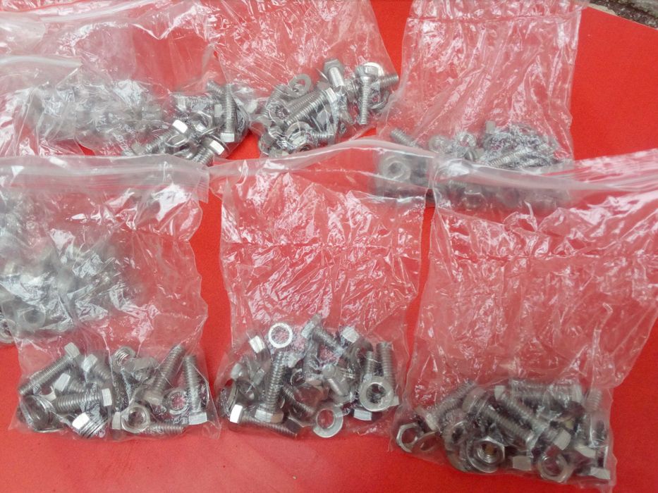 10 brocas 6mm, 100 parafusos 6mm com porcas e anilhas