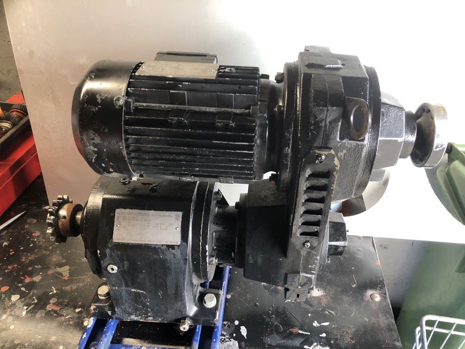 Motoreduktor reg obr od 4-21, 0,75 kw