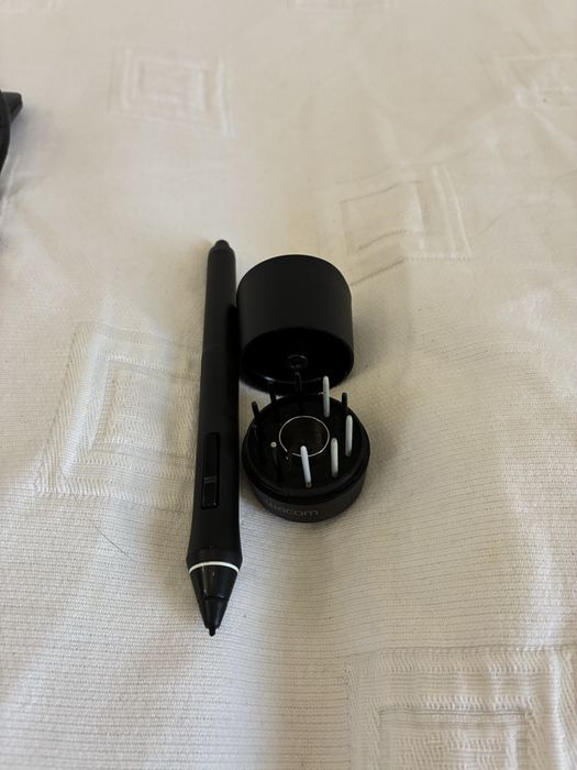 Wacom Intuos Pro Small (PTH-451) Mesa Digitalizadora Profissional