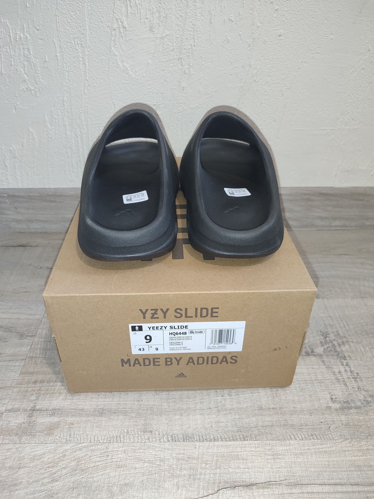 klapki yezzy slide