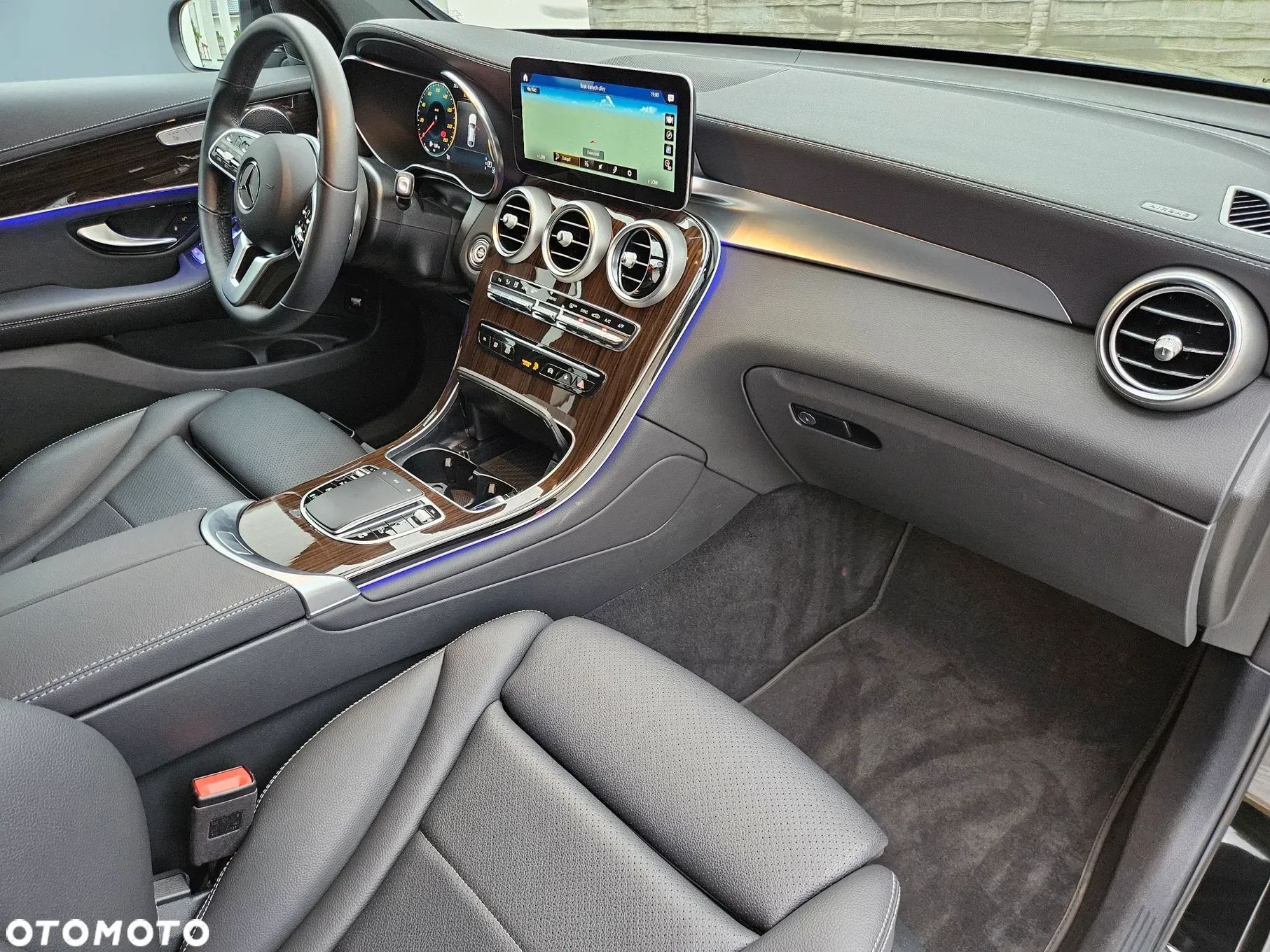 Mercedes-Benz GLC 220d 4Matic 9G-Tronic 32tyś km Virtualny Cocpit Ambiente SalonPL FV23%