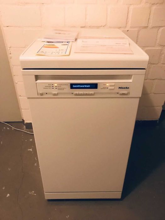 Посудомийна машина Miele (10 комплектів)