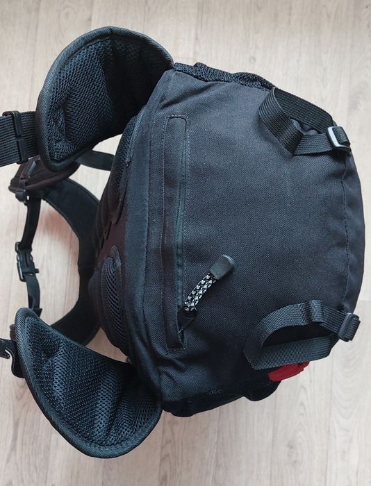 Рюкзак б/у спортивный 40L, с дождевиком.